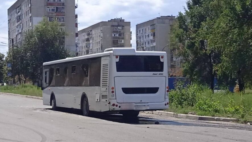 ВСУ обстреляло автобус с жителями Лисичанска — пострадали более двух десятков человек