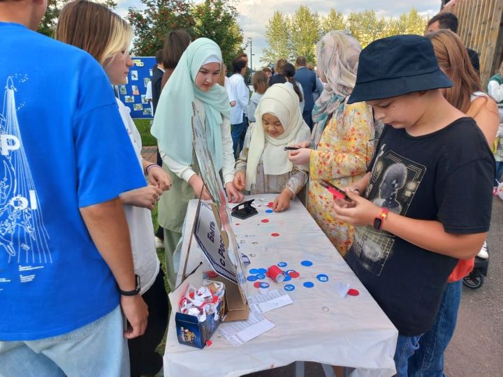 Лениногорцы торжественно отметили День Республики Татарстан, День города Лениногорска, профессиональный праздник работников нефтяной и газовой промышленности