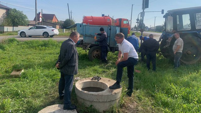 Водоснабжение восстановлено! Вчера на перекрестке улиц Тухватуллина и …