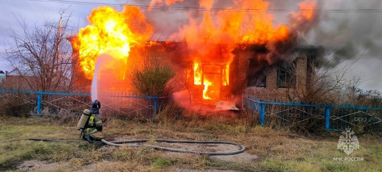 В Татарстане молодой мужчина погиб на пожаре после пьяной ссоры с женой